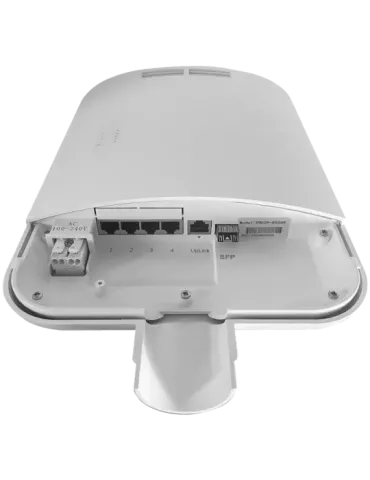 MARCA BLANCA Switch PoE de exterior - 4 RJ45 PoE + 1 Uplink RJ45 + 1 U