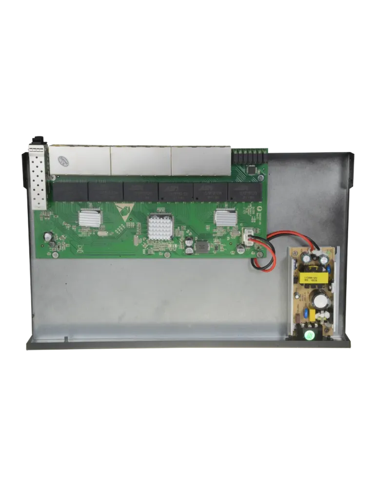 SAFIRE Switch - 24 puertos RJ45 + 2 SFP GIGA - Velocidad de puertos 10